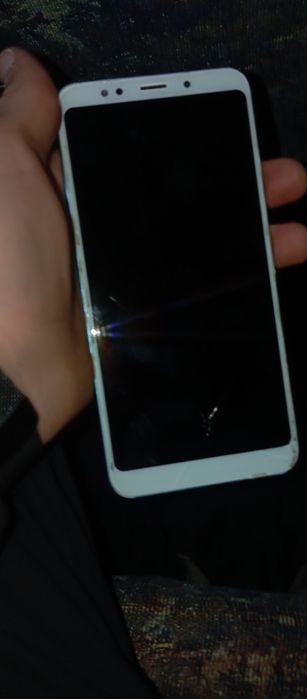 Продам редми  на запчасти