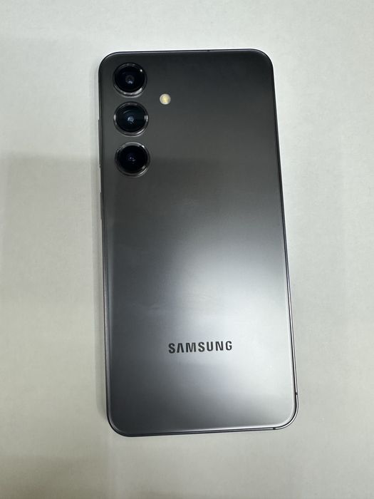 Samsung Galaxy S24 8/254gb