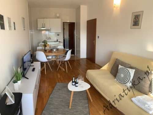Przy morzu! Chorwacja Podgora 4 apartamenty 2+2 noclegi dla 16 osób