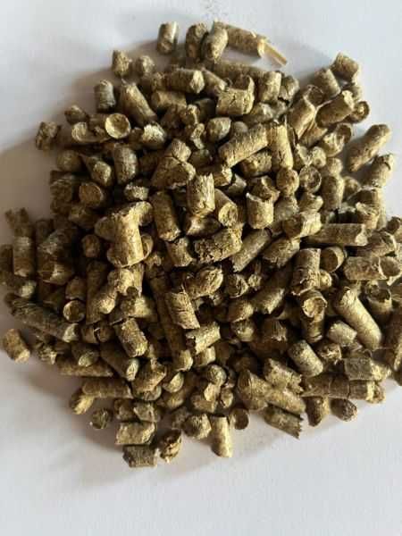 Pellet ze słomy - 15,5 MJ/kg, agro-ściółka