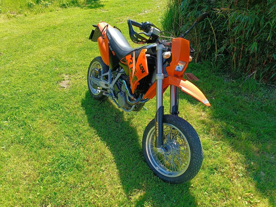 KTM LC4 640 supermoto