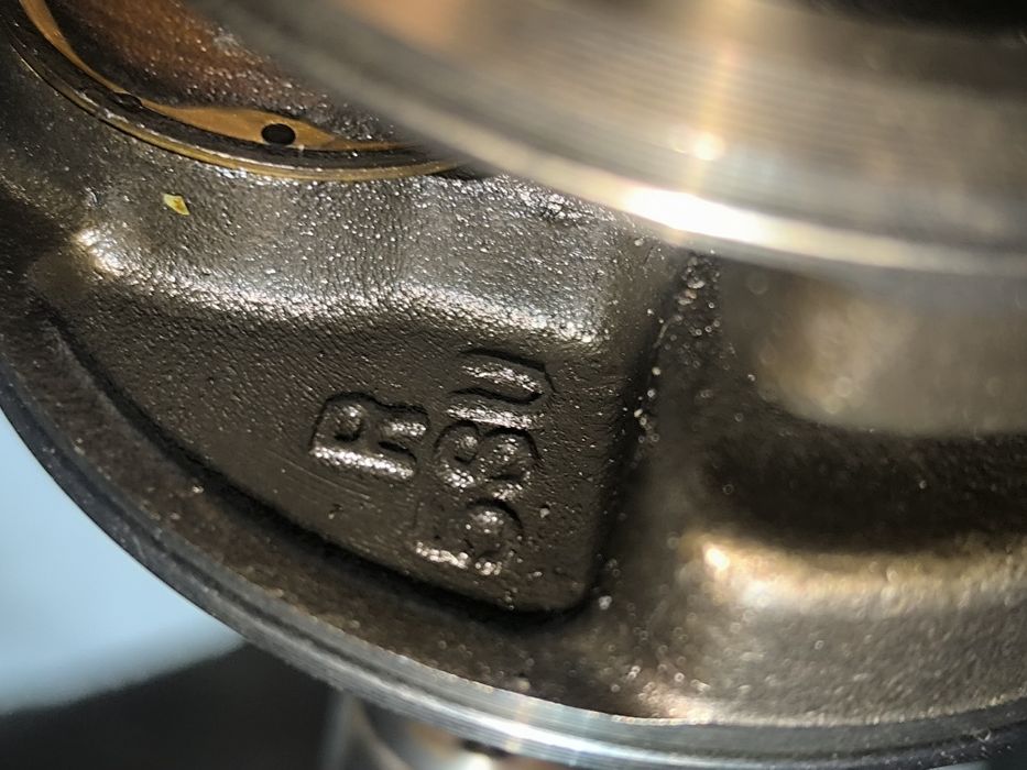 Коленвал Yamaha.