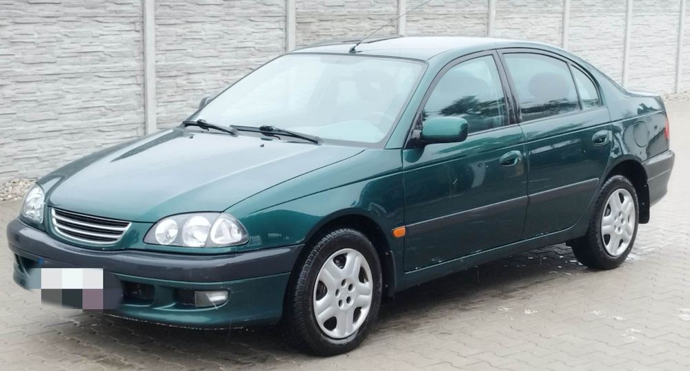 TOYOTA AVENSIS 2.0 Automat, Klima, 4x elektryka 1998r Sedan!