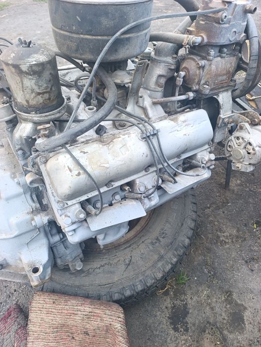 Двигун Зіл-130 відмінний.стан нового.