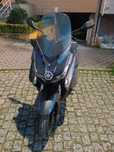 Yamaha X Max 400