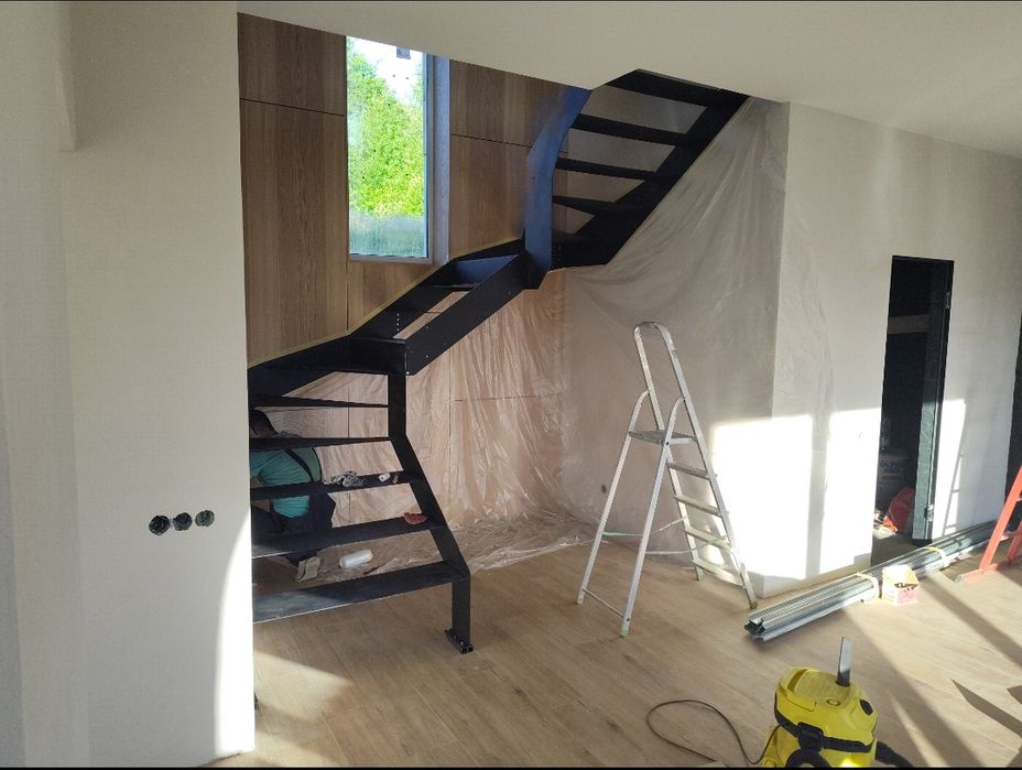 Виготовлення перил, воріт, навісів. Скляні навіси та перила.