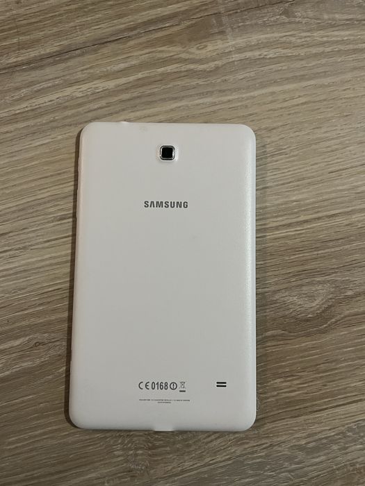 Планшет Samsung Galaxy Tab 4 SM-T330 8" 16Gb