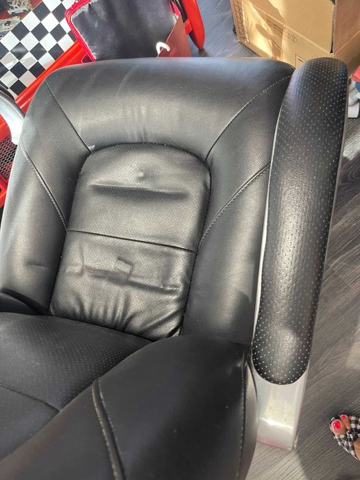 Poltrona de escritório, pele sintética - Preto