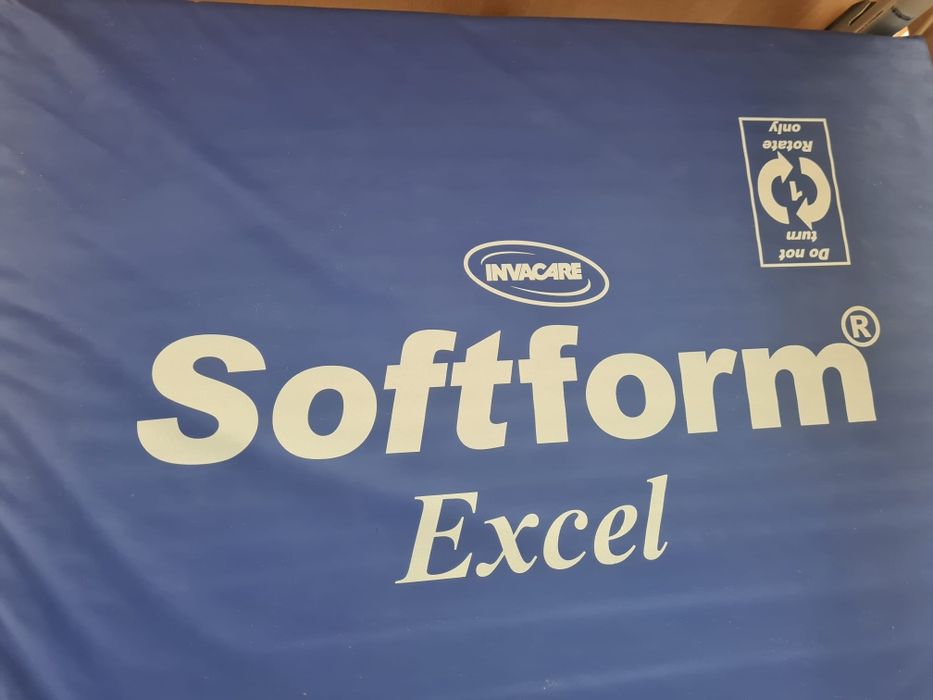 Cama articulada elevatória  elétrica