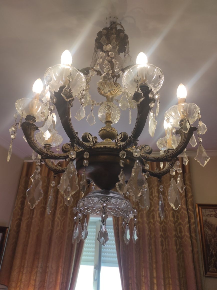 Lustre grande em bronze