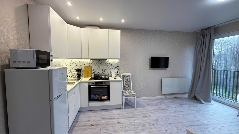 3й поверх студія 27 м² в ЖК Молодість оренда від власника