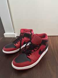 Air Jordan 1 Mid - Reverse Bred