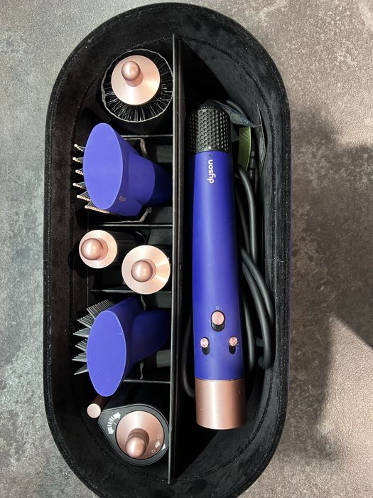 Dyson стайлер (оригінал)