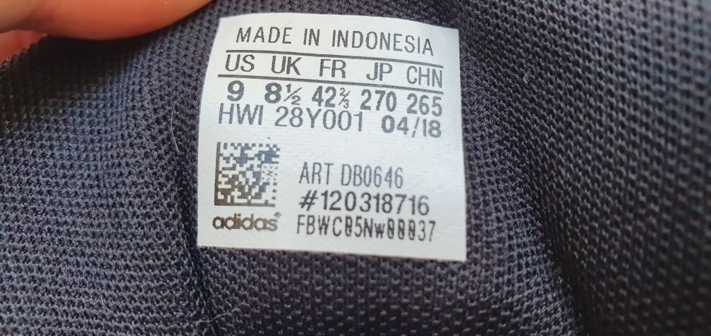 Buty sportowe ADIDAS rozmiar 42⅔ wkładka 27cm