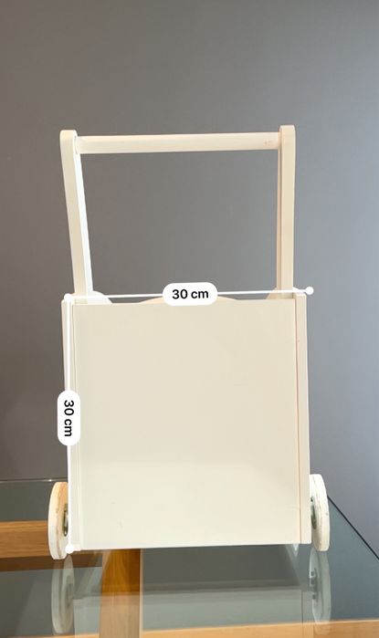 Carrinho de Rodas para brincar