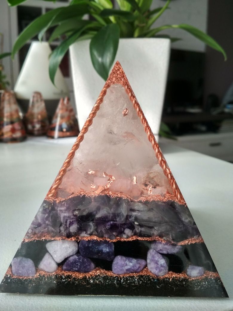 Orgonit, odpromiennik, piramida