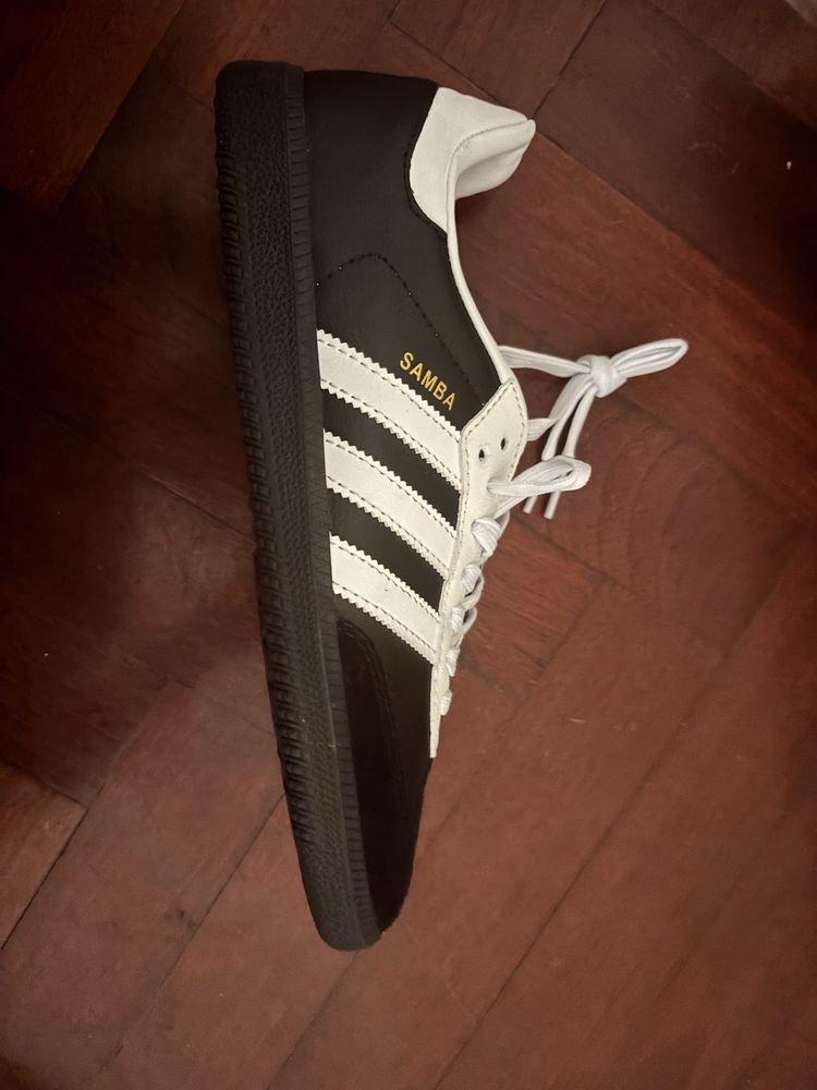 Adidas Samba Edição Limitada 75