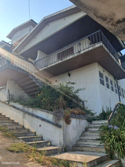 Oportunidade - Moradia S. Mamede de Recezinhos, Penafiel