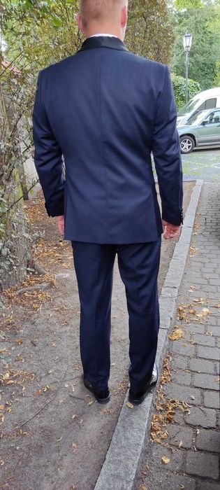 Garnitur Smoking kolor Granat i Czerń Pako Lorente r.176 cm