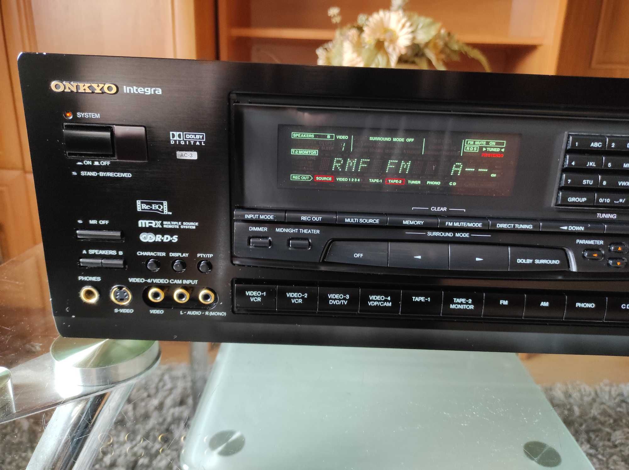 Amplituner ONKYO Integra TX-DS838 + pilot