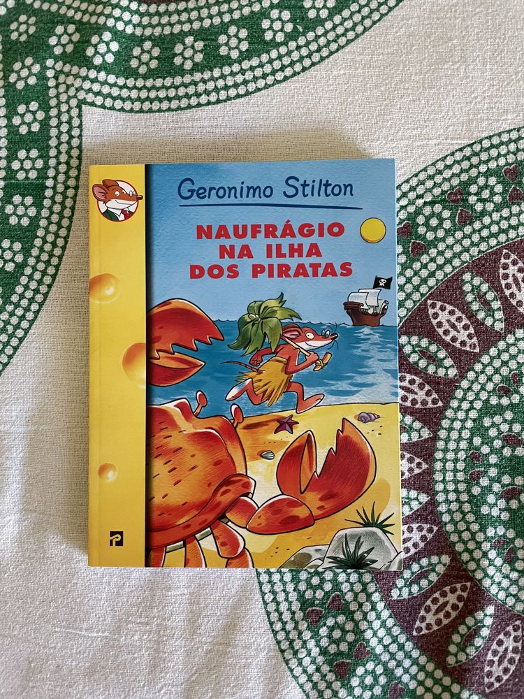 Livro Naufrágio na Ilha dos Piratas de Geronimo Stilton