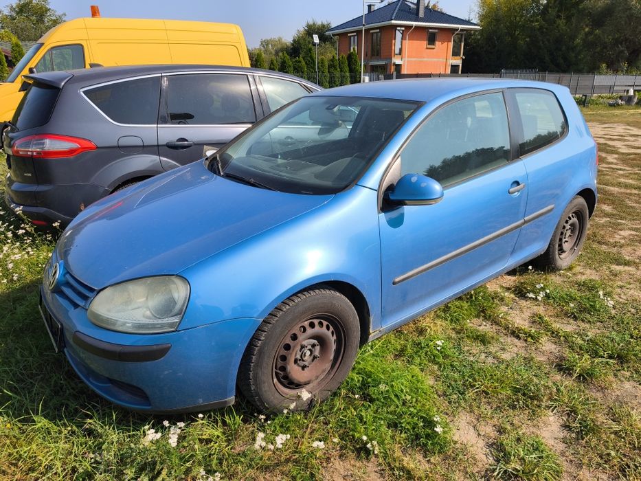 4 auta na części