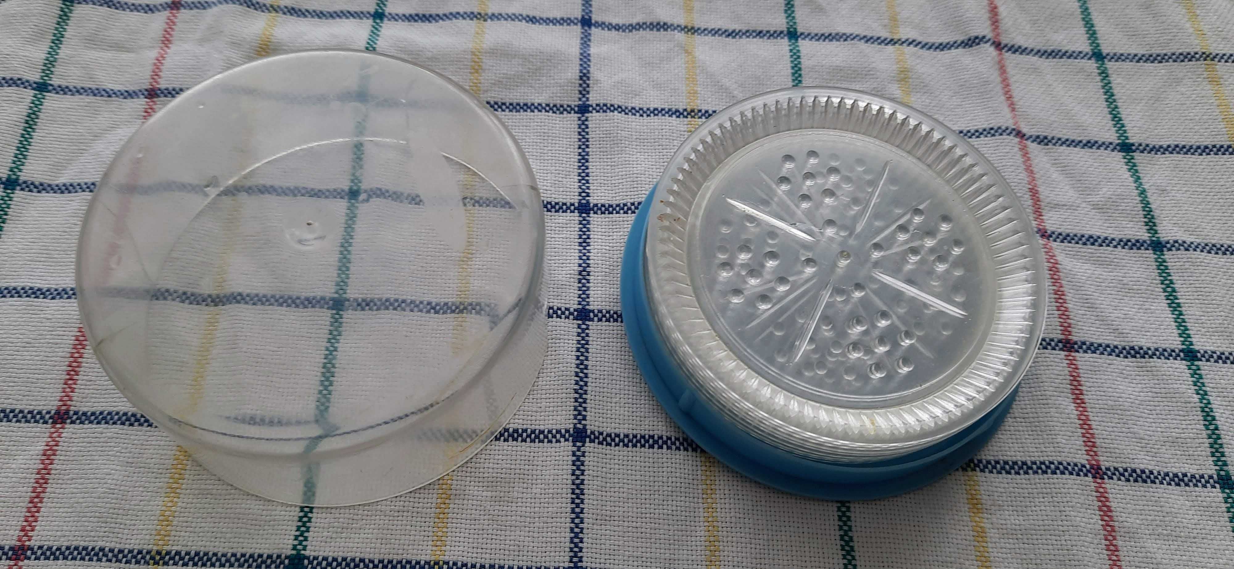 Plastikowe podstawki podkładki pod kieliszki szklanki 12 sztuk PRL