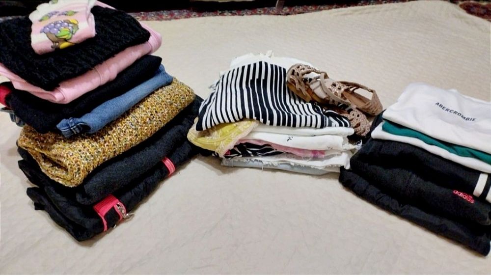 Большой пакет одежды на девушку размер S (42-44)