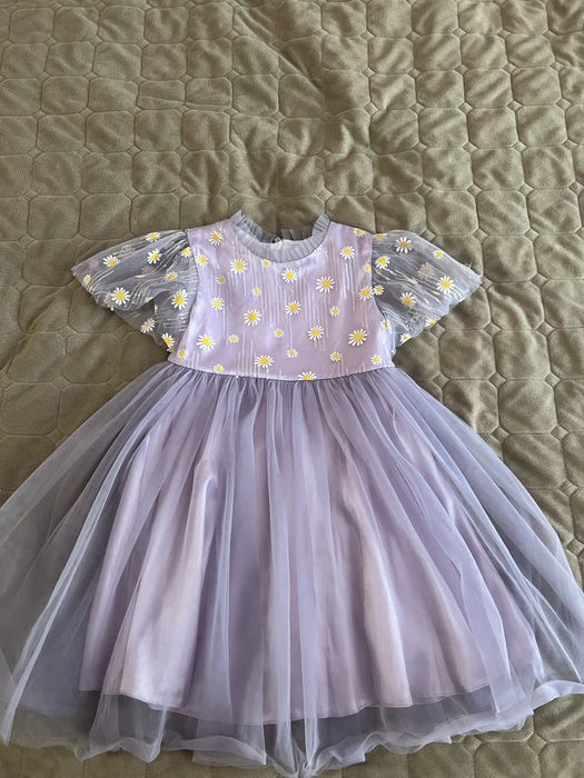 Святкова сукня на дівчинку 116