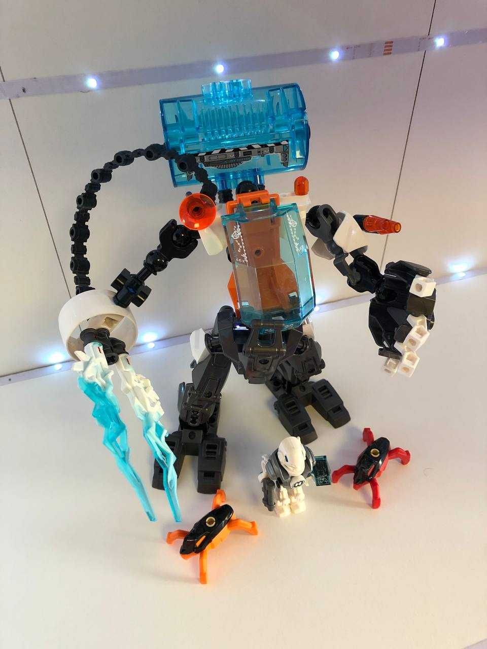 LEGO 44017 STORMER Freeze Machine - Hero Factory