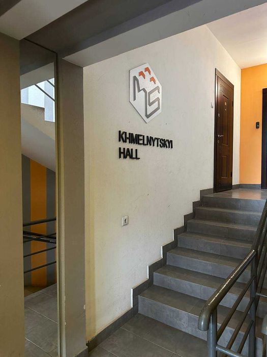 Без комісії ! 3к квартира з ремонтом. Львів, вул. Б.Хмельницького.