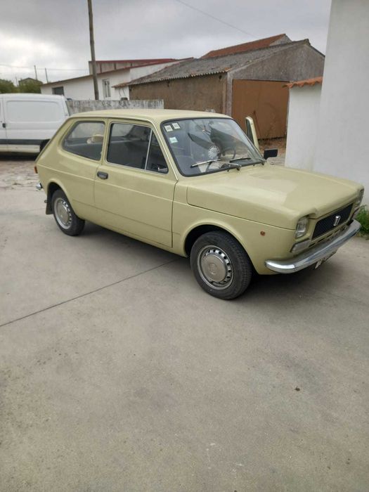 Fiat 127 pronto a circular 1975