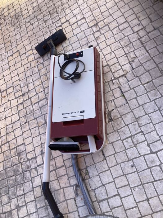 Aspirador AEG em bom estado com boa succão