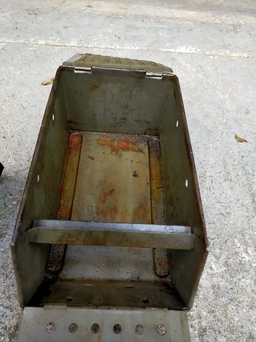 Skrzynka narzędziowa rozkładana metalowa PRL, skrzynka na narzędzia
