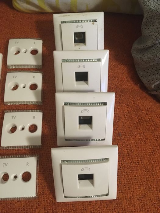 Espelhos tomadas telefone net RITA televisao satelite Legrand