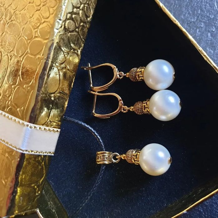 Дизайнерский комплект с жемчугом майорика в позолоте "Эллада"