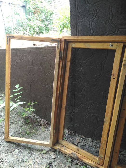 Окна деревянные, с рамой