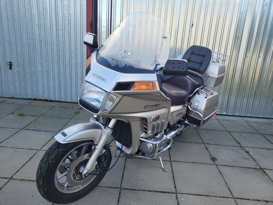 Honda GL 1200 Goldwing części dyfer gaźniki moduł lagi felga kufer set