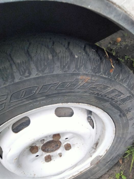 Колеса в зборі ваз(скати,шини,диски)