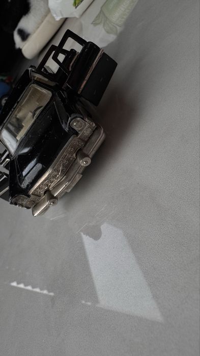 GAZ 13 CZAJKA model 1:43