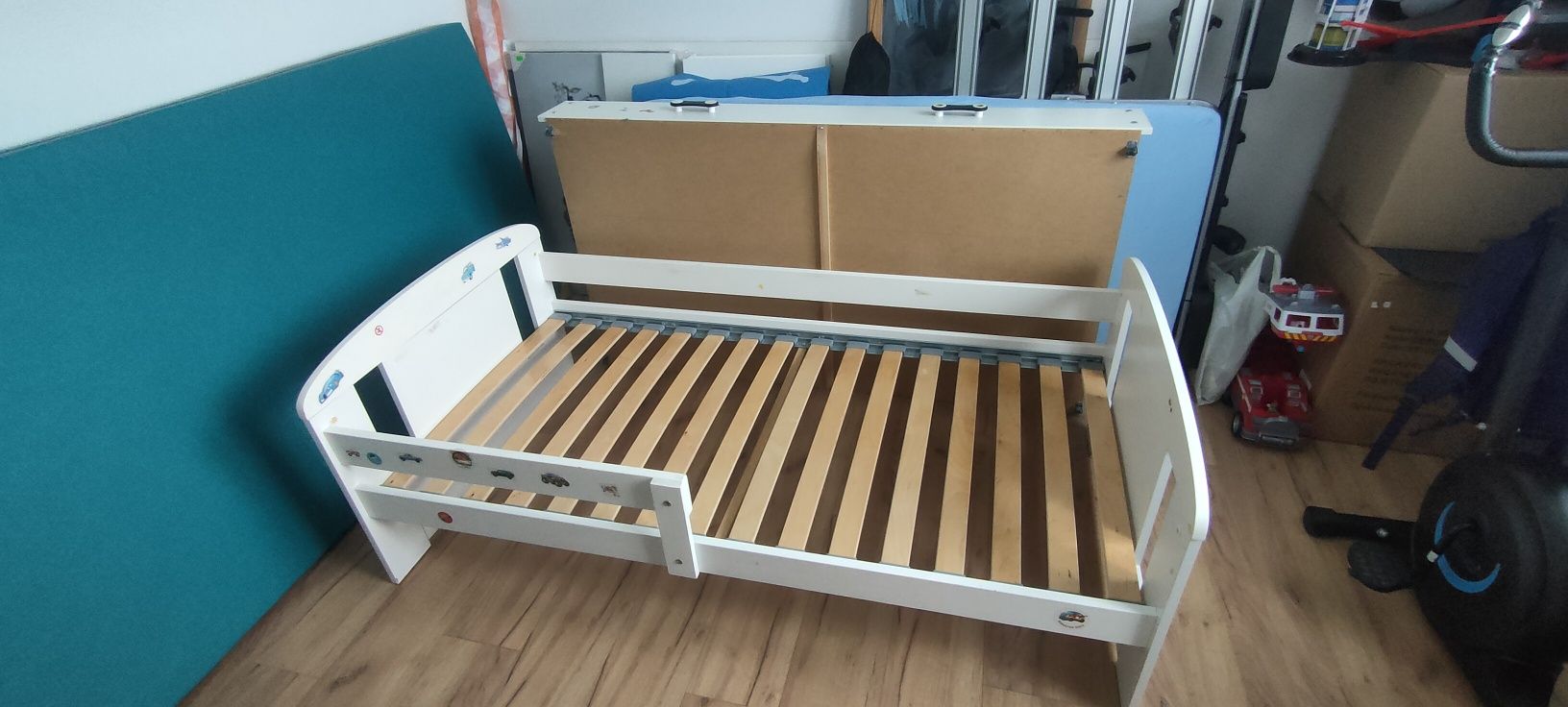 Łóżeczko łóżko dziecięce 160x80 z materacem