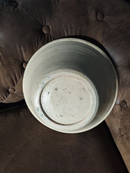 Prato da faiança dita ratinho em bom estado para venda .