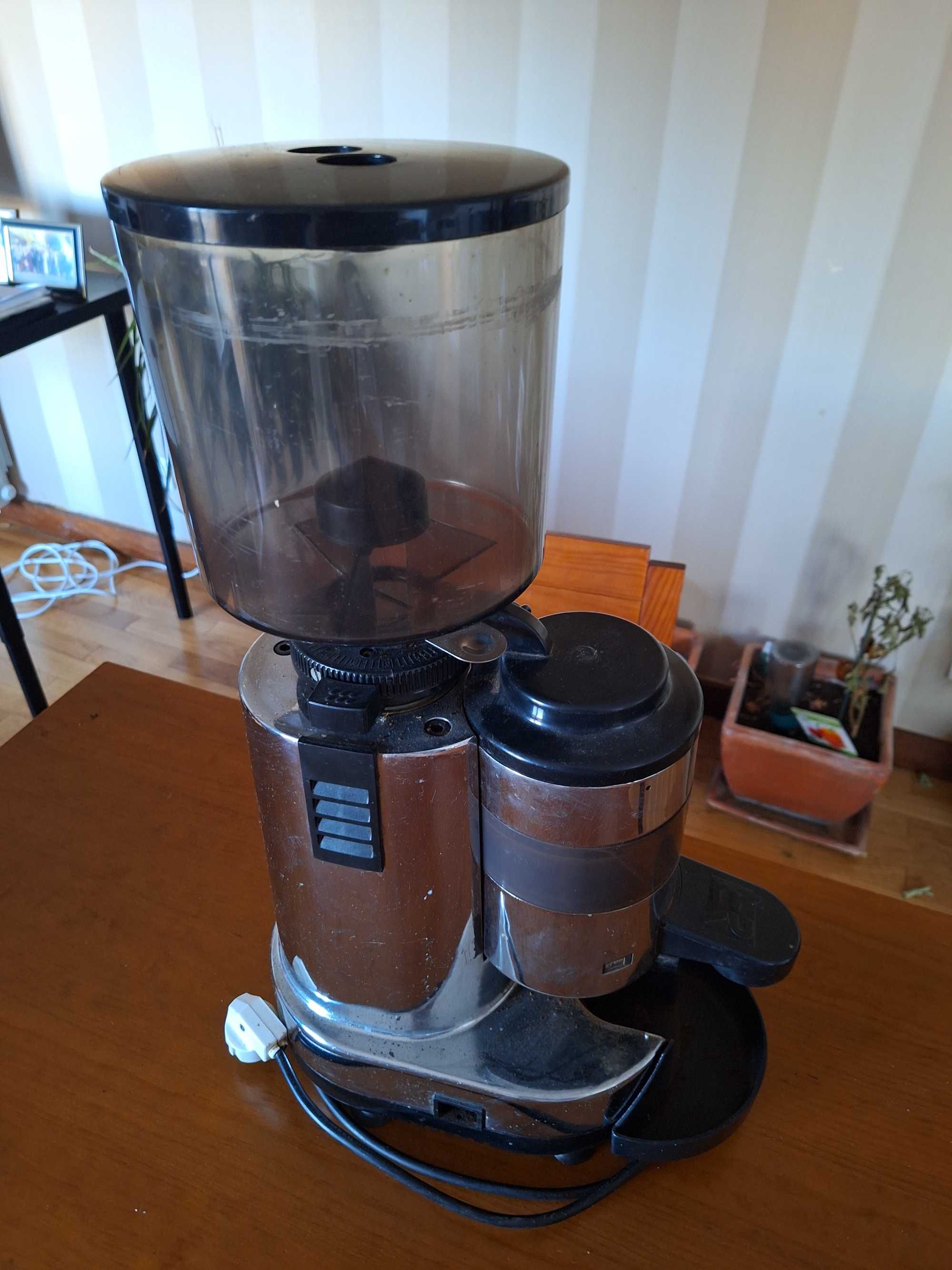 Moinho de café/Barista (Coffee grinder)