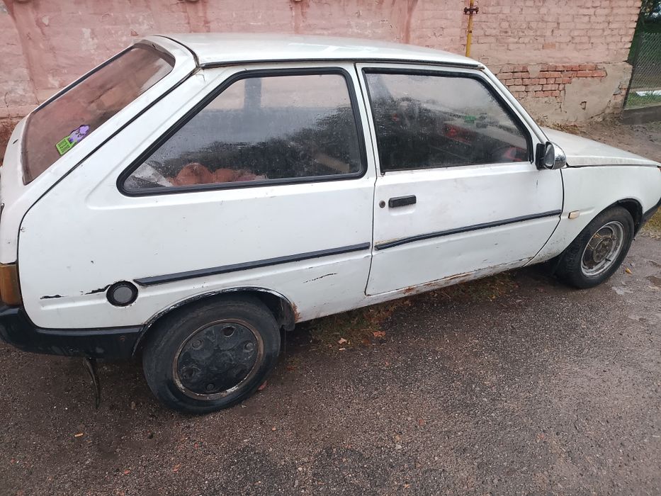 Таврія 1102.     .