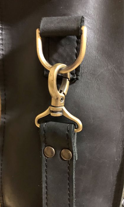 Черная сумка-сэтчел из натуральной кожи