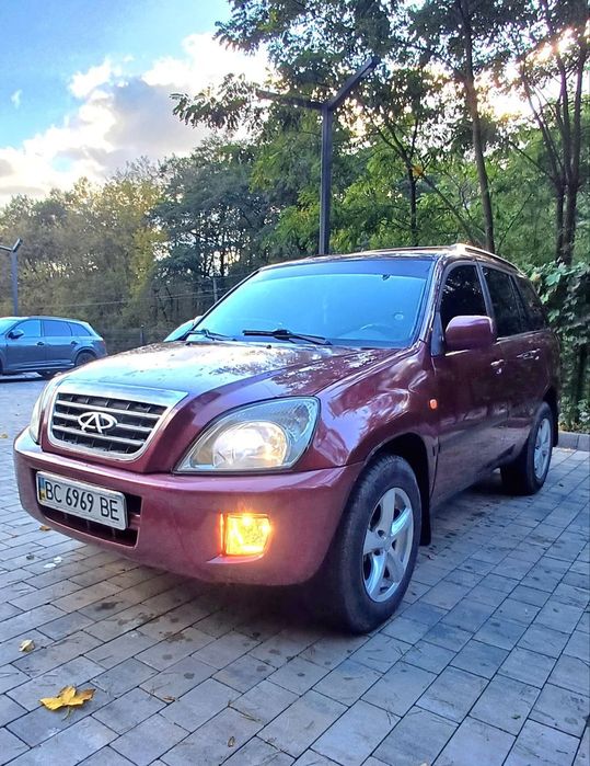 Чері тіго т11 в доброму стані