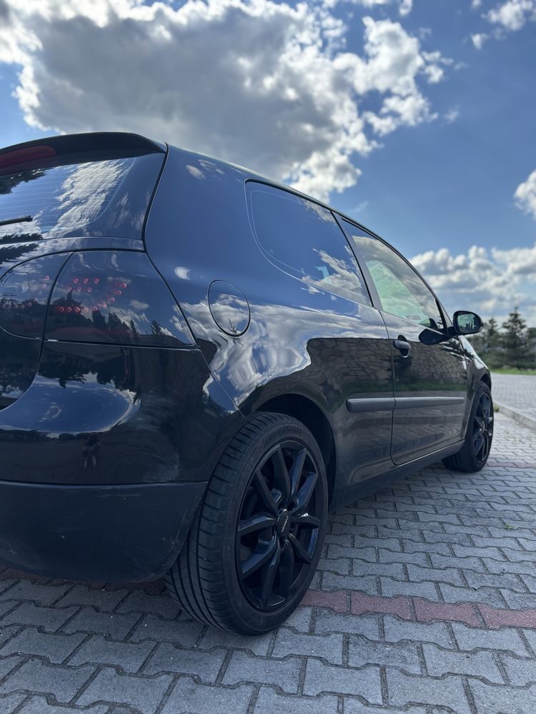 Volkswagen Golf V 1.4 Benzyna – Zadbany, gotowy do jazdy!
