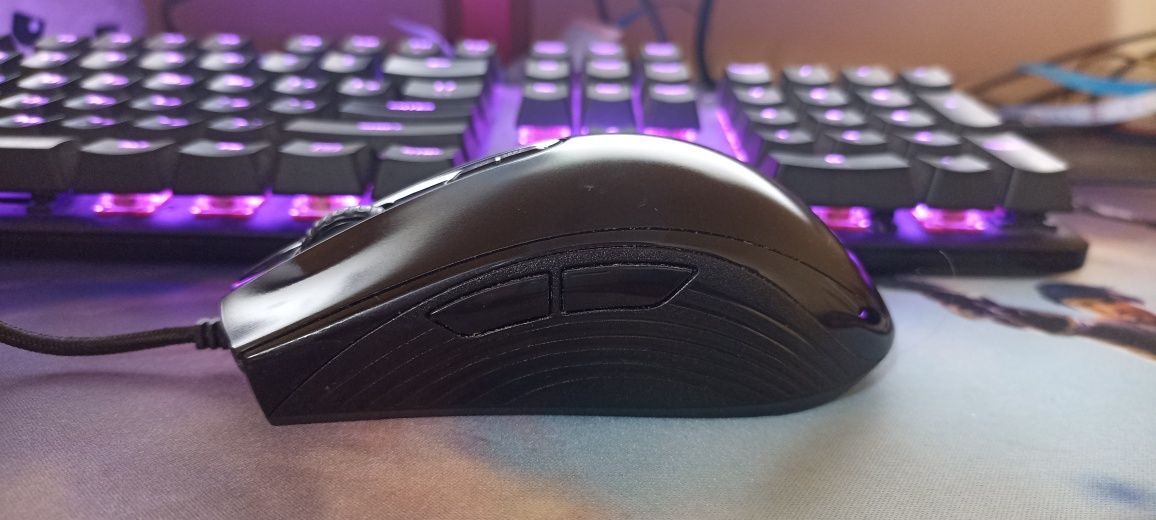 мишка hyperX pulsefire core USB black