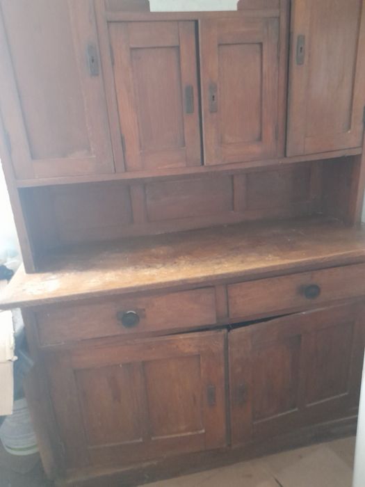 Антикваріат-Дубовий сервант