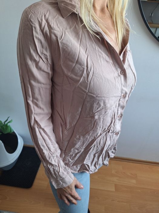 Koszula pudrowa hm 34